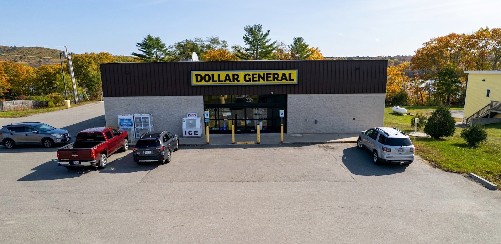 803 N Main St, Winterport, ME à vendre Photo principale– Image 1 sur 9