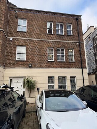 Plus de détails pour 1-5 Clements Ln, Ilford - Bureau à louer