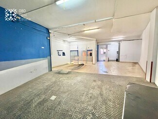 Plus de détails pour Local commercial à louer