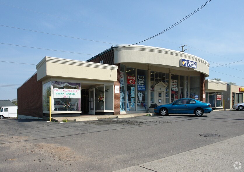 730-734 Silas Deane Hwy, Wethersfield, CT à louer - Photo de l’immeuble – Image 3 sur 3