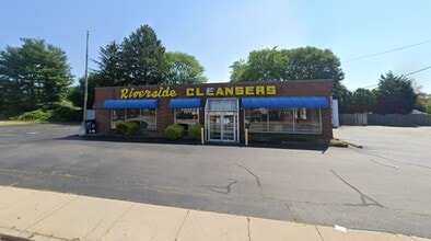 960 Willett Ave, Riverside, RI à louer Photo de l’immeuble– Image 1 sur 4