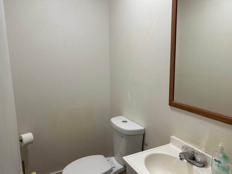 830 W Duval St, Lake City, FL à louer - Photo de l’immeuble – Image 2 sur 9
