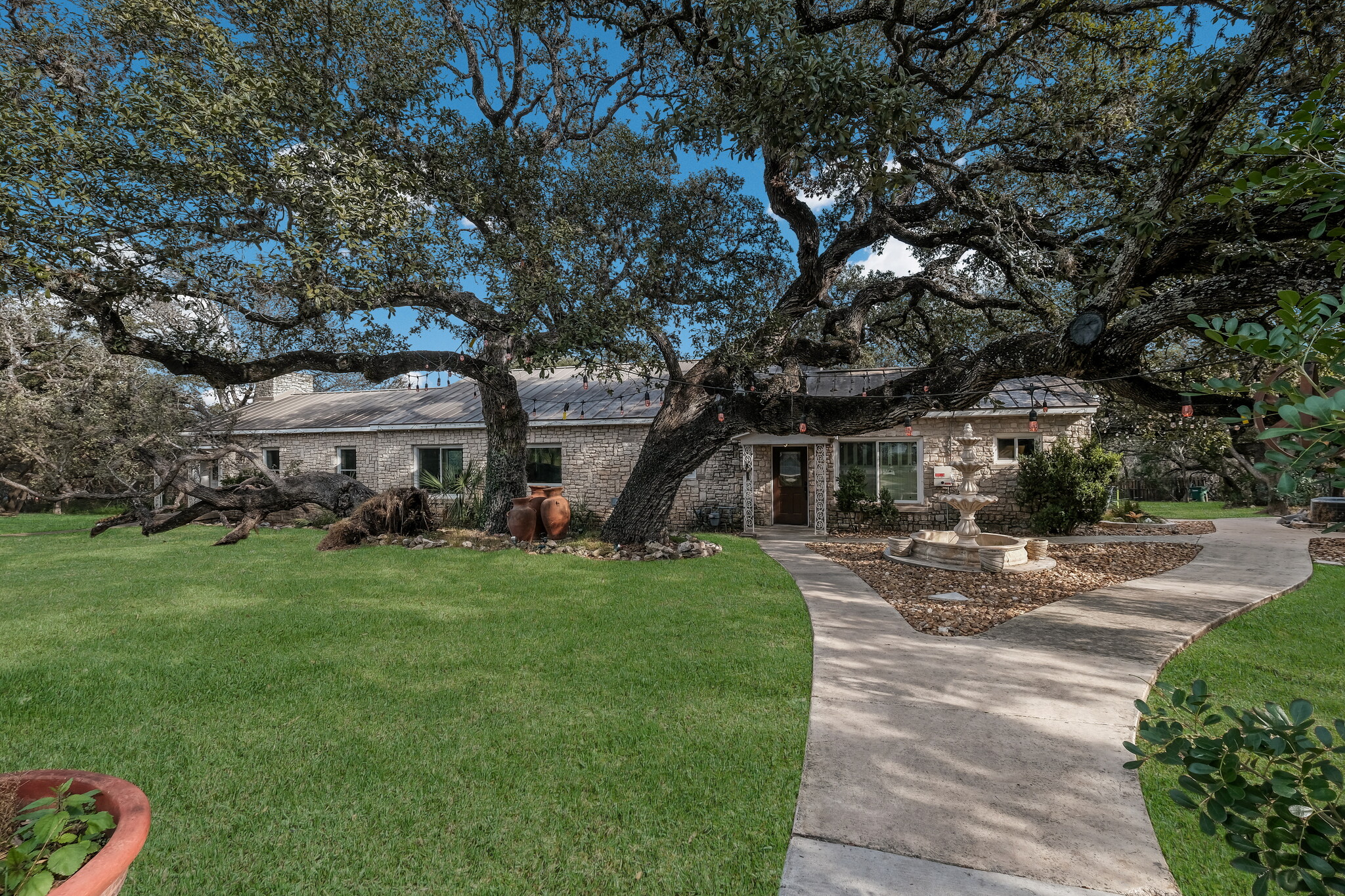 6472 Whitby Rd, San Antonio, TX à vendre Photo principale– Image 1 sur 31