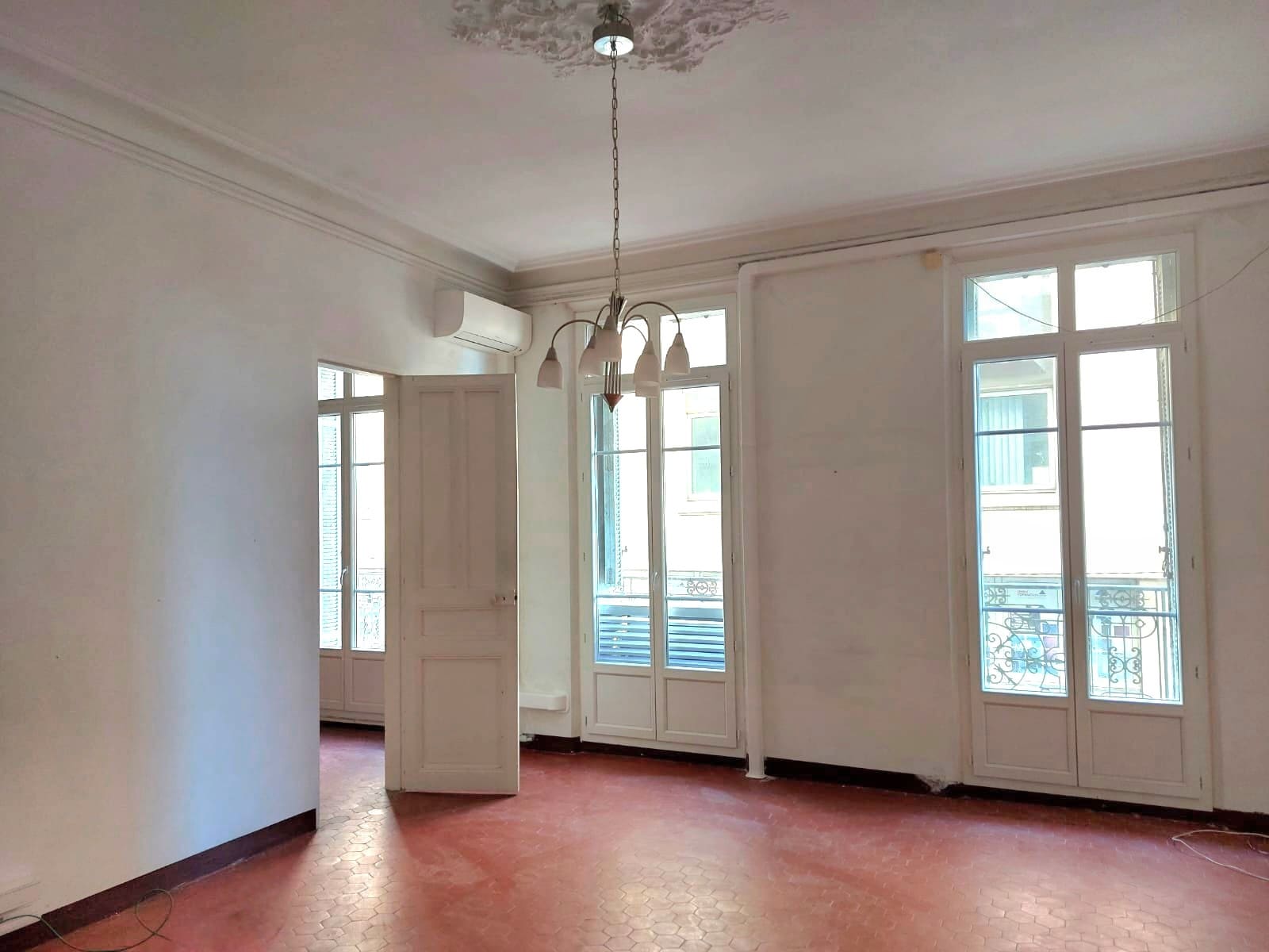 18 Rue Victor Clappier, Toulon à louer Photo intérieure– Image 1 sur 6