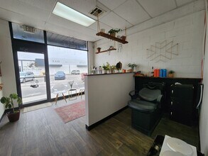 8240-8290 E 41st St, Tulsa, OK à louer Photo intérieure– Image 2 sur 5