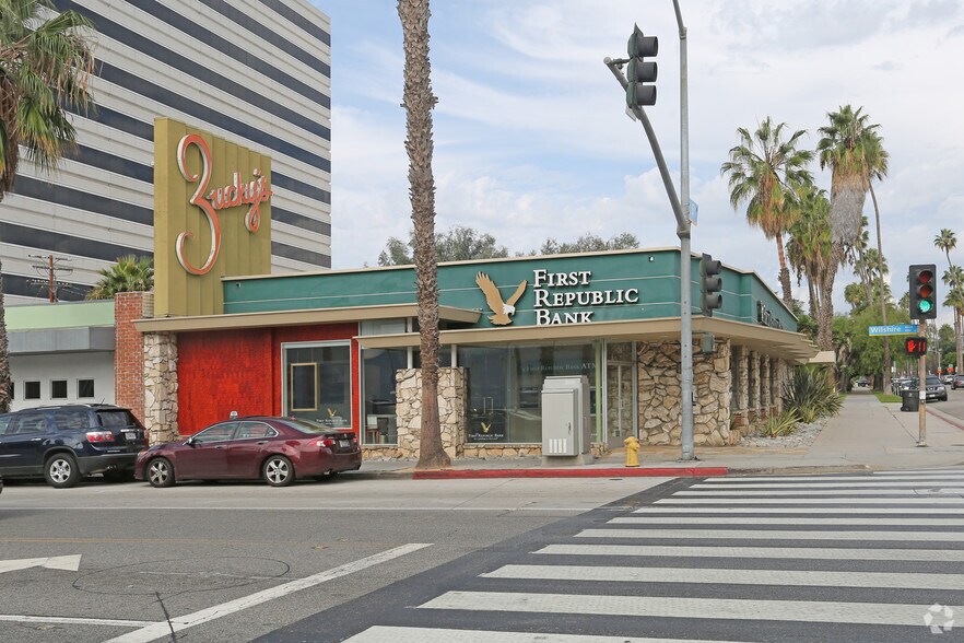 431 Wilshire Blvd, Santa Monica, CA à vendre - Photo de l’immeuble – Image 3 sur 5