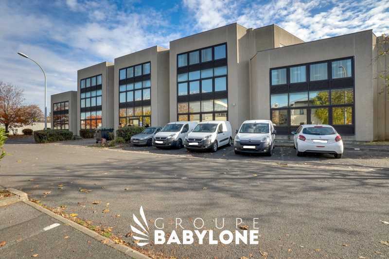 162 Avenue De Stalingrad, Colombes à louer - Photo de l’immeuble – Image 1 sur 8