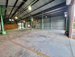 26256 N Us-281 Hwy, San Antonio, TX à louer Photo intérieure– Image 1 sur 5