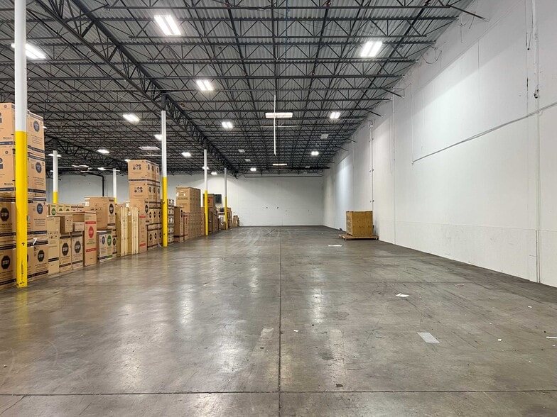 1224-1230 Heil Quaker Blvd, La Vergne, TN à louer - Photo intérieure – Image 2 sur 10