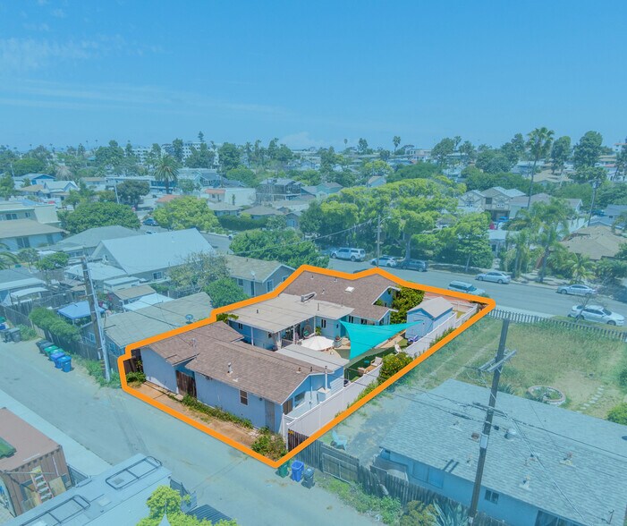 321 S Freeman St, Oceanside, CA à vendre - Photo de l’immeuble – Image 3 sur 43