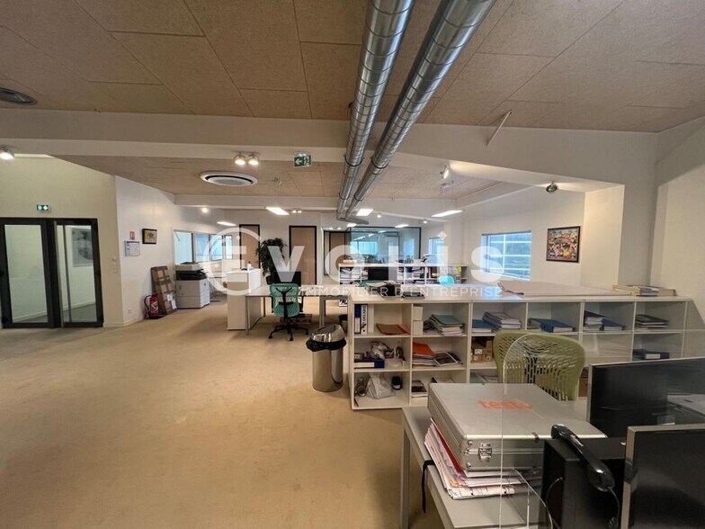 Bureau dans Champigny-sur-Marne à vendre - Photo intérieure – Image 2 sur 6