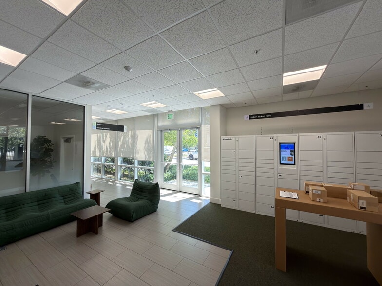 2140 NE 2nd Ave, Miami, FL à louer - Photo intérieure – Image 3 sur 14