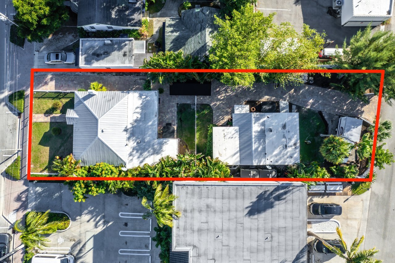 126 NE 4th Ave, Delray Beach, FL à vendre Photo principale– Image 1 sur 38