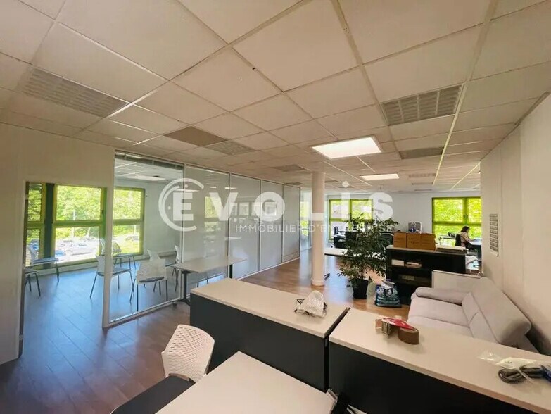 Bureau dans Lognes à louer - Photo intérieure – Image 2 sur 5