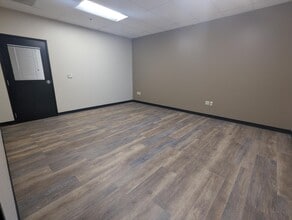 3901 SE Naef Rd, Portland, OR à louer Photo intérieure– Image 2 sur 8
