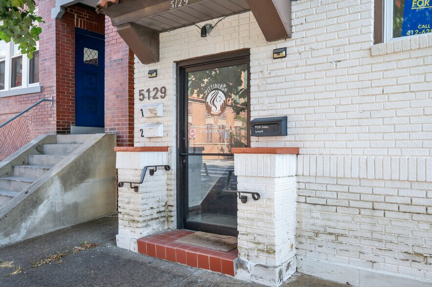 5129 Liberty Ave, Pittsburgh, PA à louer - Photo de l’immeuble – Image 2 sur 28