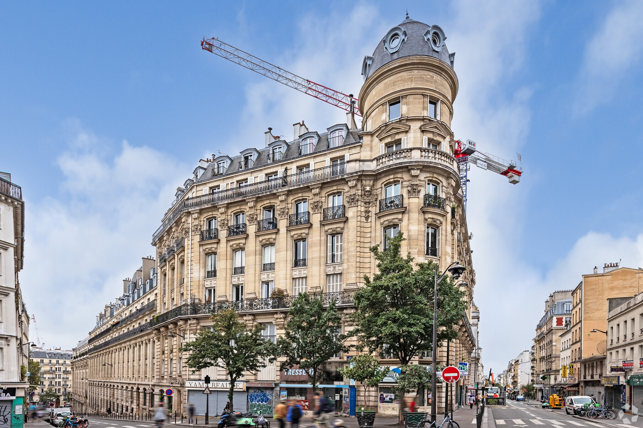 Local commercial dans Paris à louer Photo principale– Image 1 sur 3