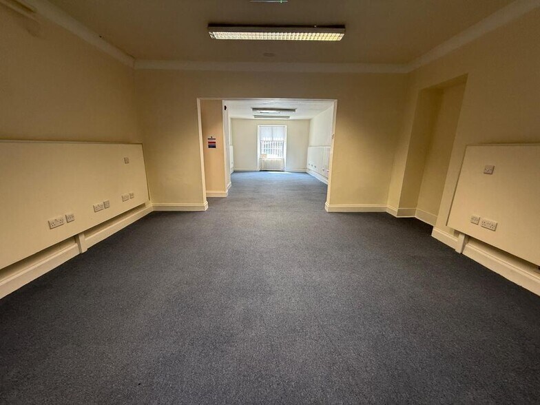 17 Sandyford Pl, Glasgow à louer - Photo de l’immeuble – Image 3 sur 25