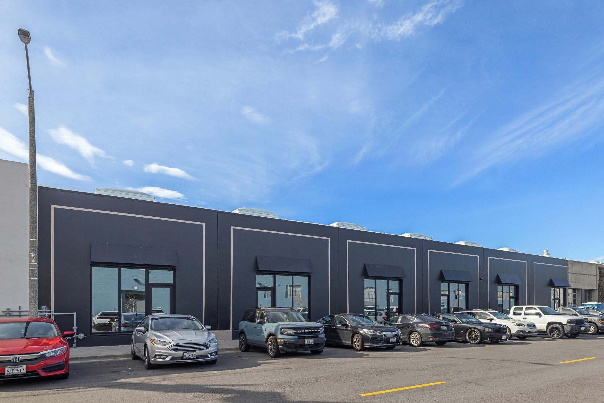 290 De Haro St, San Francisco, CA à louer Photo de l’immeuble– Image 1 sur 10