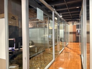 107 S Franklin St, Tampa, FL à louer Photo intérieure– Image 2 sur 3