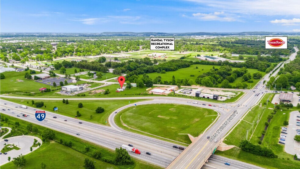 3320 S 48th St, Springdale, AR à vendre - Photo de l’immeuble – Image 3 sur 10