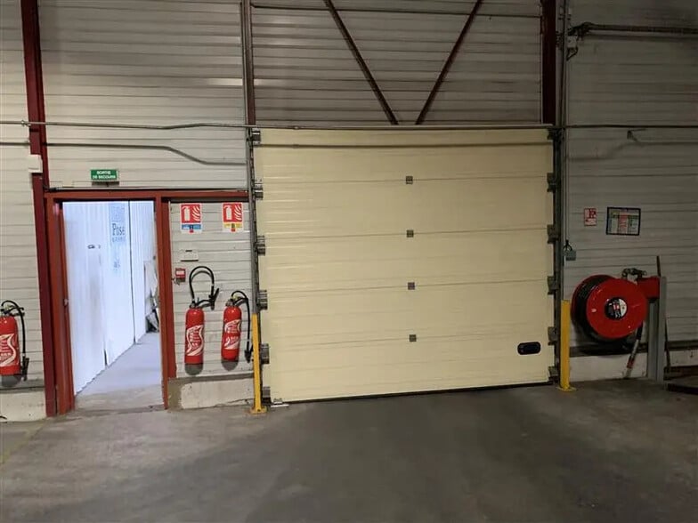 Industriel/Logistique dans Écommoy à louer - Photo intérieure – Image 3 sur 3