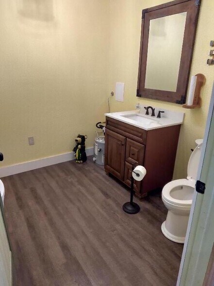 291 W Broadway Ave, Langley, OK à vendre - Photo intérieure – Image 2 sur 7