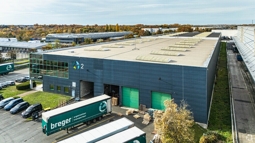 Bureau dans Lieusaint à louer - Photo de l’immeuble – Image 2 sur 2