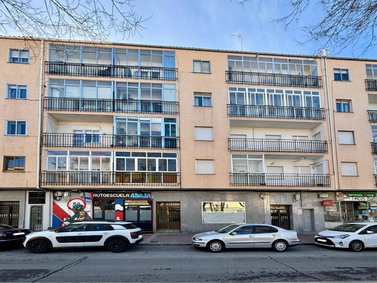 Immeuble residentiel dans Ávila, Ávila à vendre Photo de l’immeuble– Image 1 sur 2
