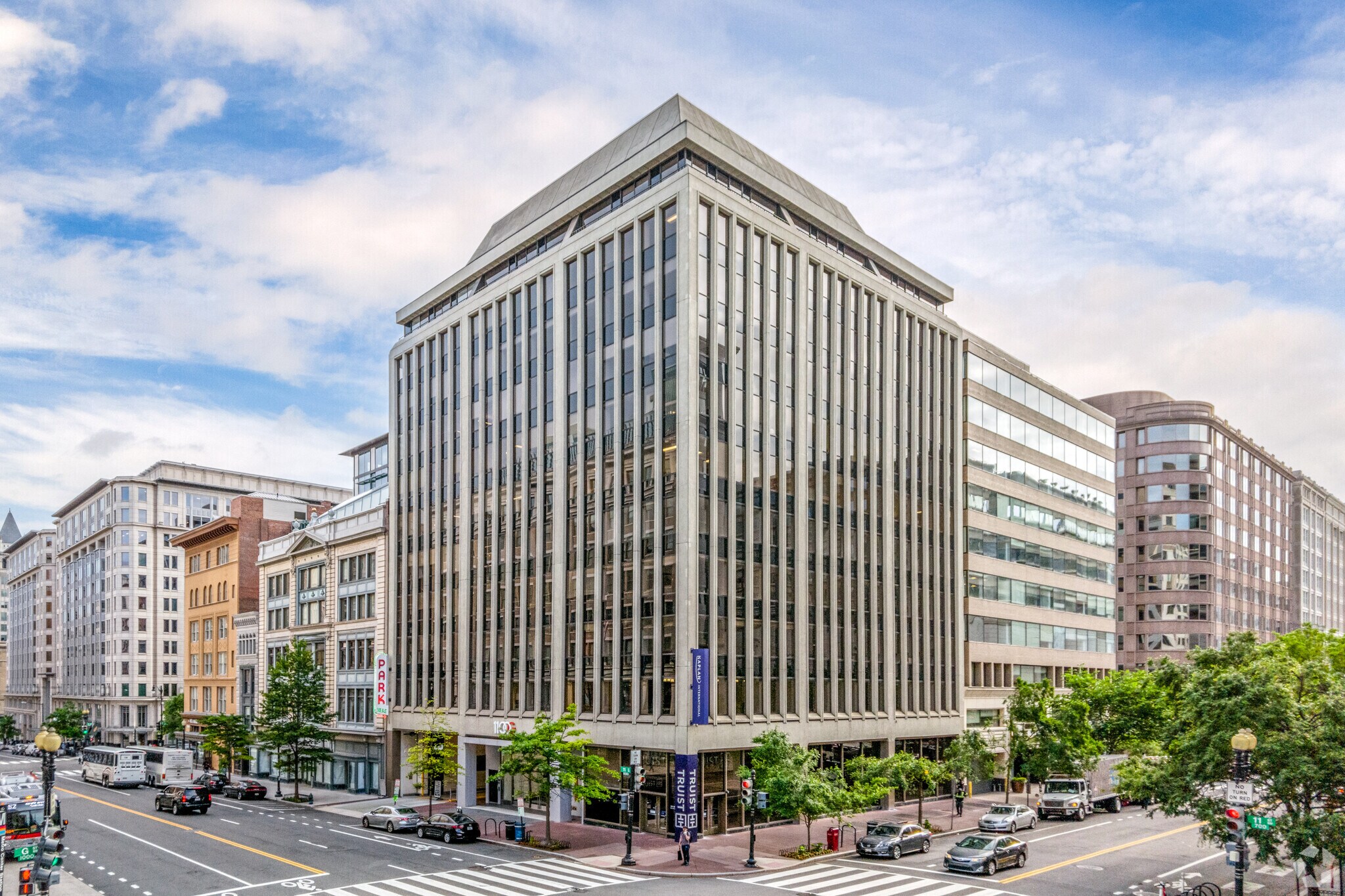 1100 G St NW, Washington, DC à louer Photo principale– Image 1 sur 9