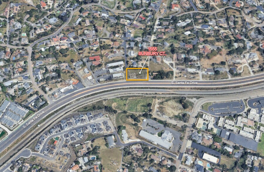 1555 Sunbury Ct, Vista, CA à vendre - Photo de l’immeuble – Image 2 sur 8