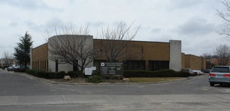 Plus de détails pour 94 E Jefryn Blvd, Deer Park, NY - Industriel/Logistique à louer