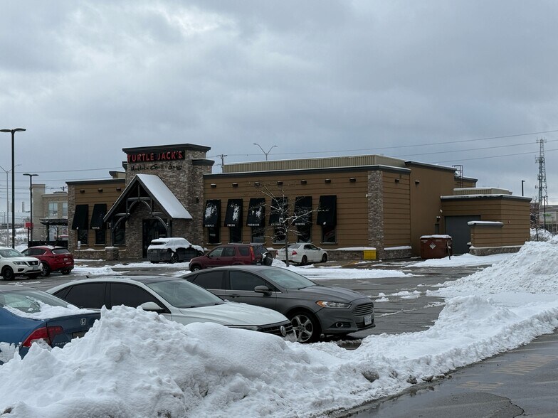 10 Cottrelle Blvd, Brampton, ON à vendre - Photo de l’immeuble – Image 3 sur 22