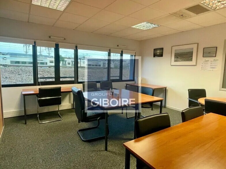 Bureau dans Rennes à vendre - Photo de l’immeuble – Image 3 sur 4