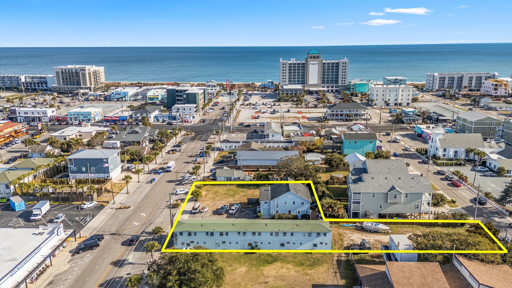213 Cape Fear Blvd, Carolina Beach, NC à vendre Photo principale– Image 1 sur 12