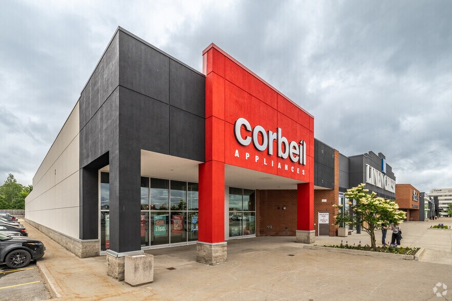 2685 Iris St, Ottawa, ON à louer - Photo de l’immeuble – Image 2 sur 3