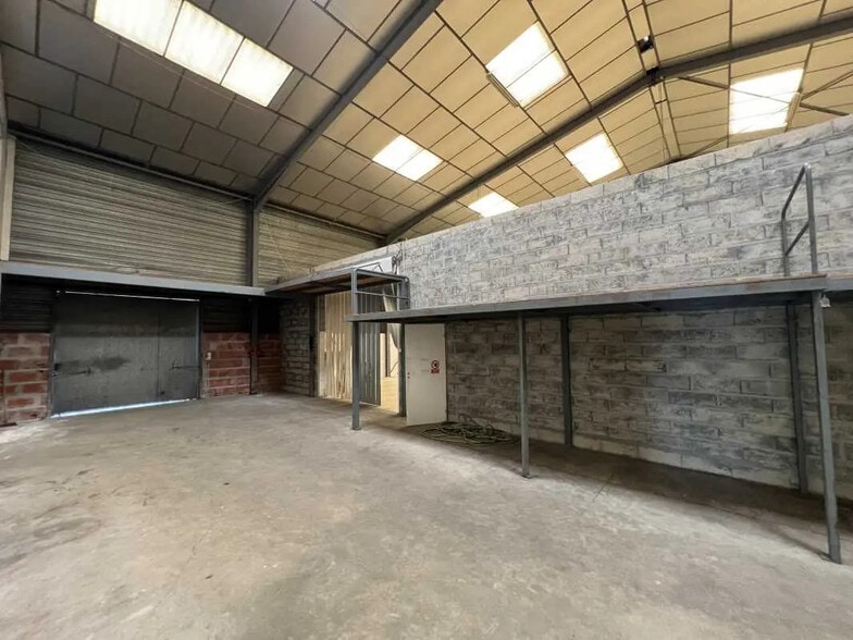 Bureau dans Le Haillan à louer - Photo intérieure – Image 3 sur 13