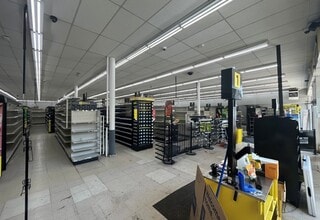 325 E 8th Ave, Homestead, PA à louer Photo intérieure– Image 2 sur 2