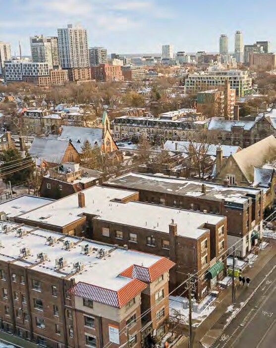 383-387 Sherbourne St, Toronto, ON à vendre Photo principale– Image 1 sur 2