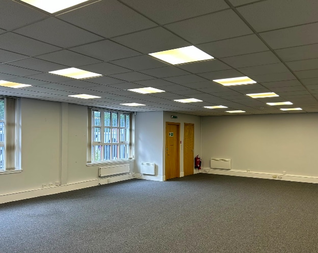 3-15 Drumhead Pl, Glasgow, GLG G32 8EY - Lot D - - Photo intérieure - Image 1 of 2