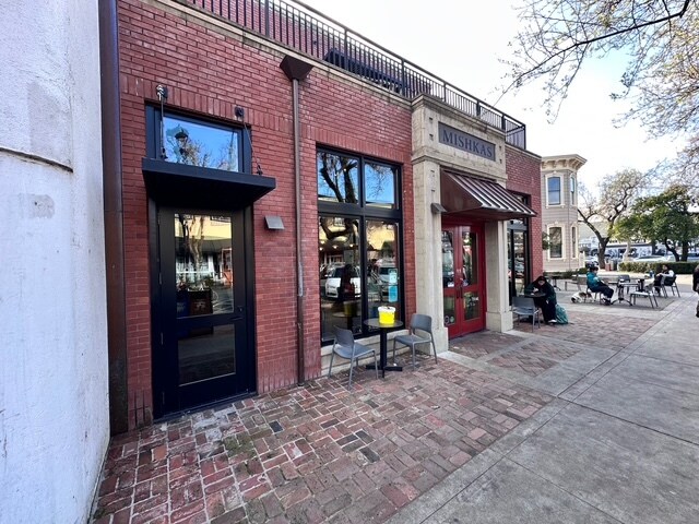 610 2nd St, Davis, CA à louer - Photo de l’immeuble – Image 3 sur 20