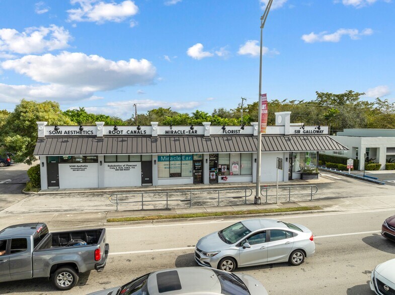 10531-10535 S Dixie Hwy, Miami, FL à louer - Photo de l’immeuble – Image 1 sur 13