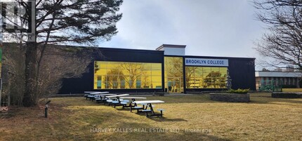 150 Lesmill Rd, Toronto, ON à louer Photo de l’immeuble– Image 1 sur 7
