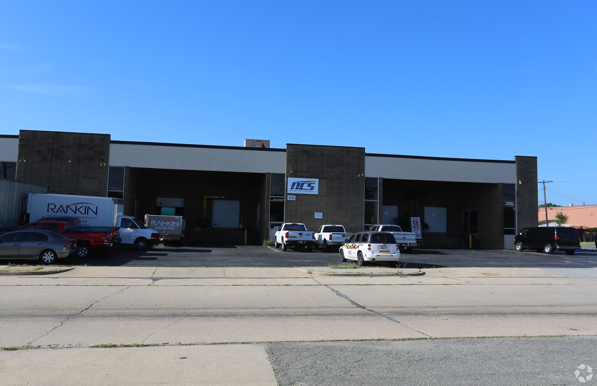 10758-10768 Tucker St, Beltsville, MD à louer Photo principale– Image 1 sur 15