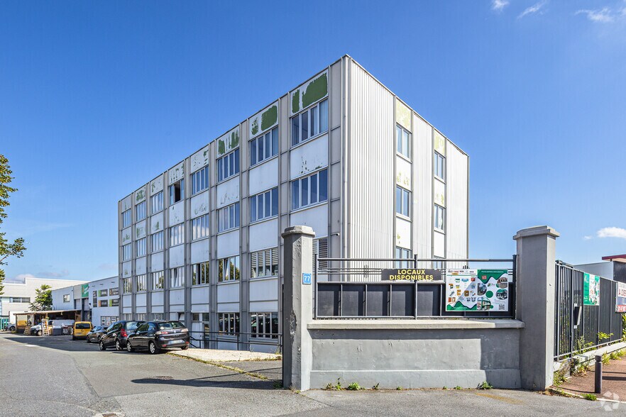 79 Rue Rateau, La Courneuve à louer - Photo principale – Image 1 sur 2