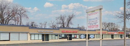 600-658 N Addison Rd, Villa Park, IL à louer Photo de l’immeuble– Image 1 sur 6