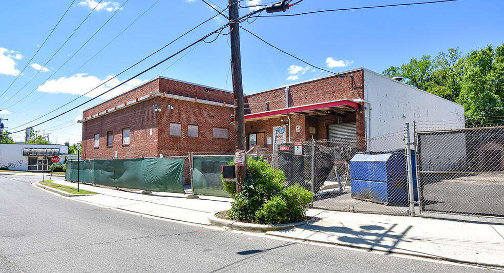 233 Van Buren St NW, Washington, DC à vendre - Photo de l’immeuble – Image 1 sur 5
