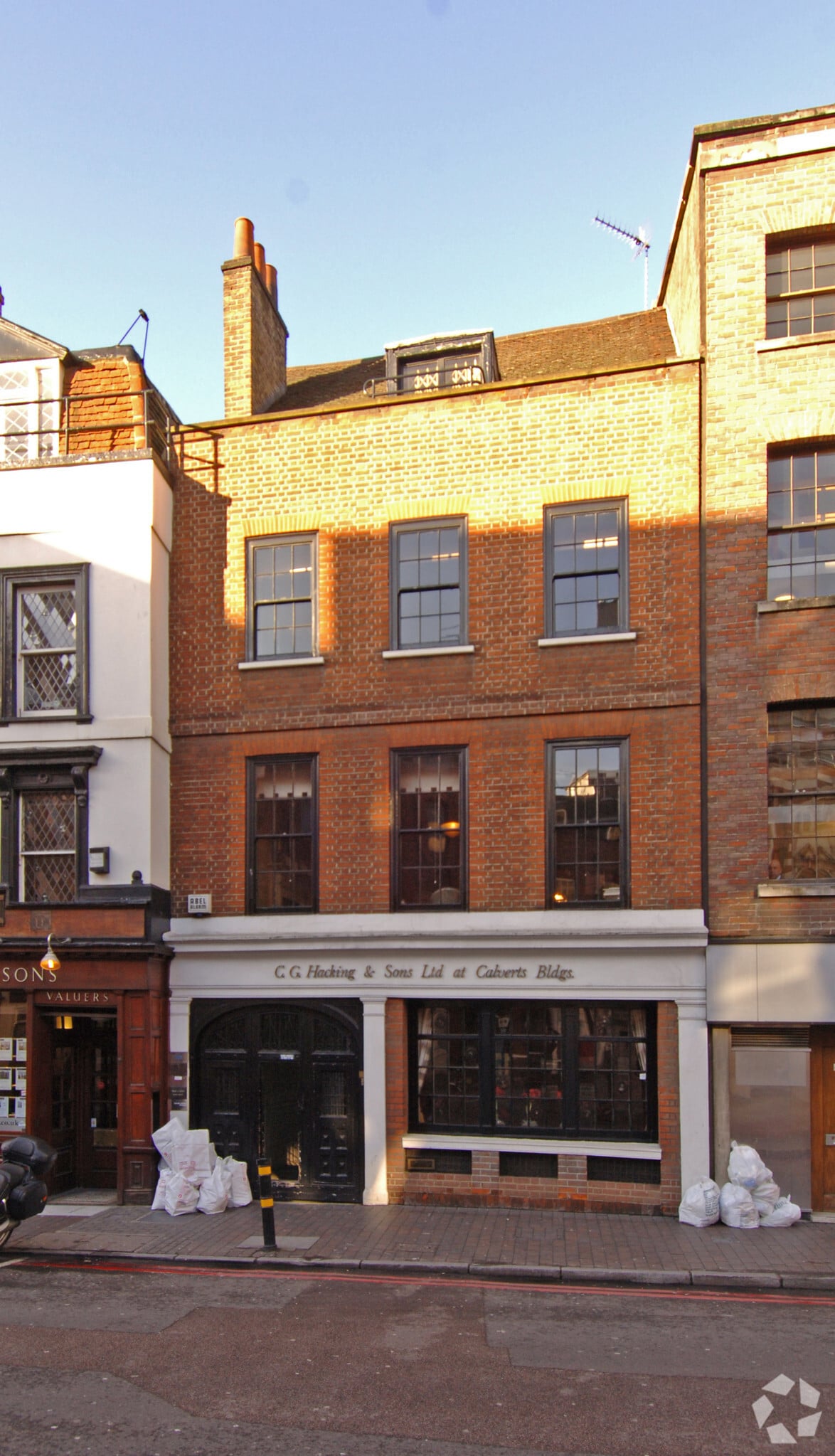 50-52 Borough High St, Londres à louer Photo de l’immeuble– Image 1 sur 2