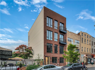 Plus de détails pour 37 Wilson Ave, Brooklyn, NY - Logement à vendre