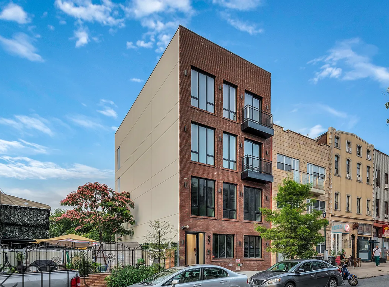 37 Wilson Ave, Brooklyn, NY à vendre Photo principale– Image 1 sur 10